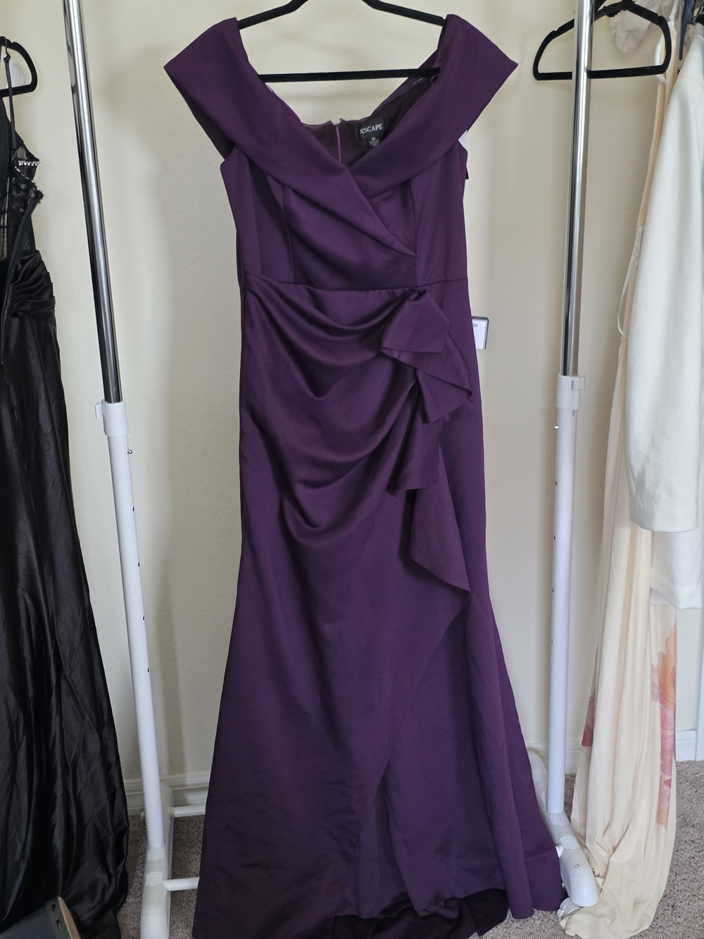 Xscape Dress Off-Shoulder Ruffle Gown Purple Patti Techno Scuba Size 16 - Picture 7 of 12